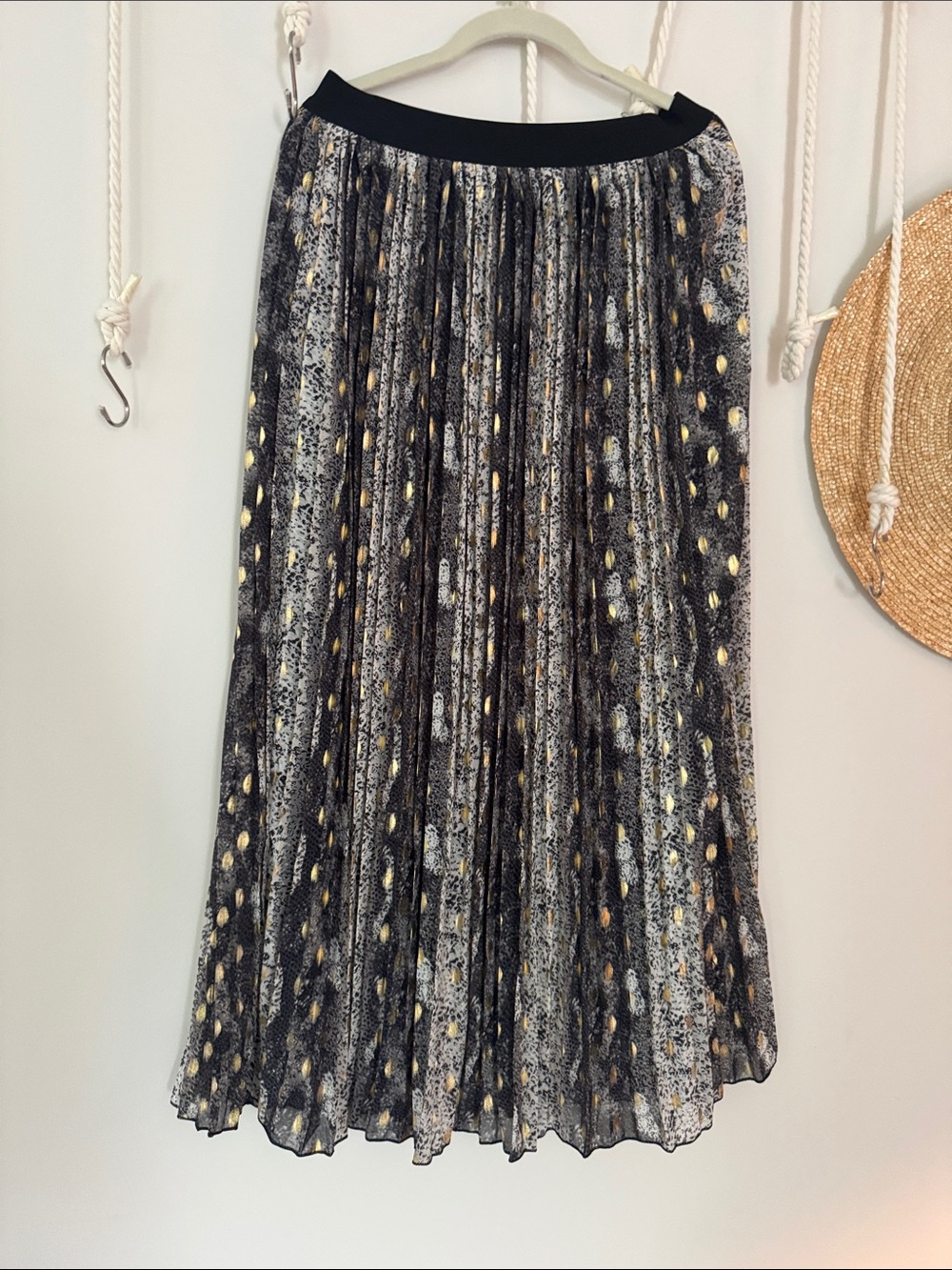Black and Gold Pleated Midi Skirt